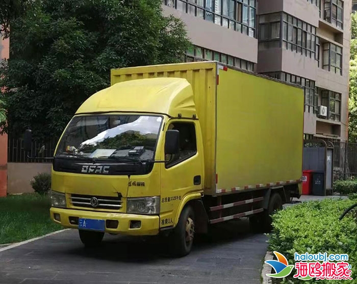昆明北市區(qū)搬家公司搬家搬廠立刻預(yù)約，馬上出發(fā)350元起價格